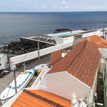 Casa Do Porto - Santa Cruz Bed & Breakfast 3*
