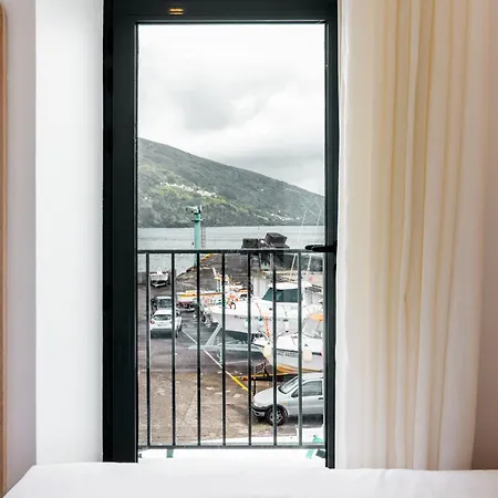 Casa Do Porto - Santa Cruz Bed & Breakfast 3*