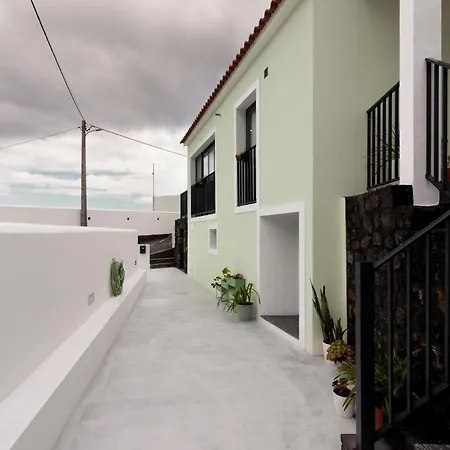 Casa Do Porto - Santa Cruz Bed & Breakfast